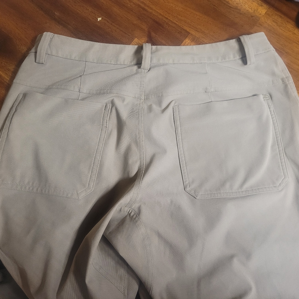 Lululemon pants - Picture 5 of 11